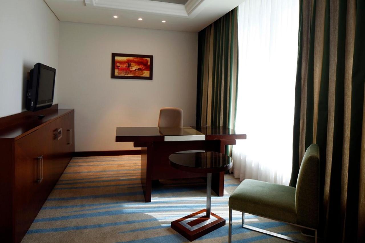 Holiday Inn Olaya By Ihg Rijád Exteriér fotografie