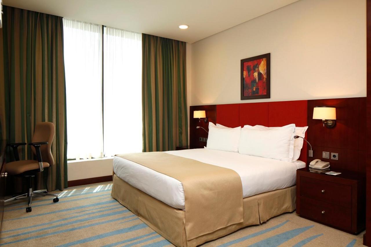 Holiday Inn Olaya By Ihg Rijád Exteriér fotografie