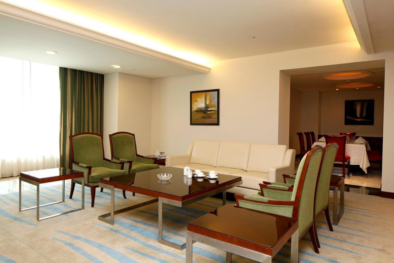 Holiday Inn Olaya By Ihg Rijád Exteriér fotografie