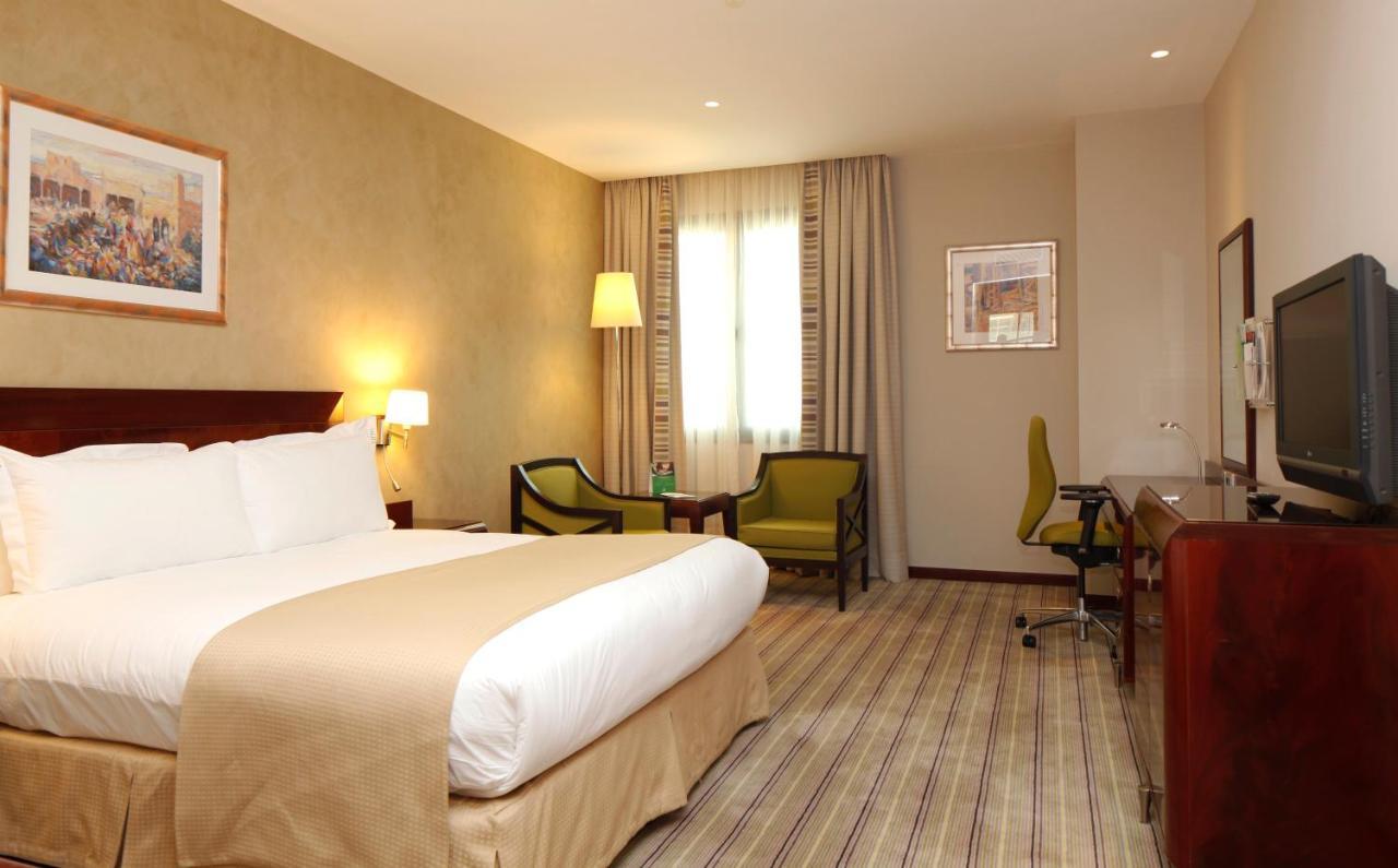 Holiday Inn Olaya By Ihg Rijád Exteriér fotografie